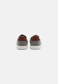 Pier One Unisex - Slip-Ons - Dark Grey 11 Pier One Unisex - Slip-Ons - Dark Grey -Shoe Style Sales 1a4cf2d9897d4c98b0ddac911d5c994e