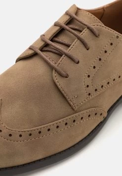 Pier One Lace-Ups - Beige -Shoe Style Sales 1b5eb0fbcf8a4027bad831479b4dbd0e