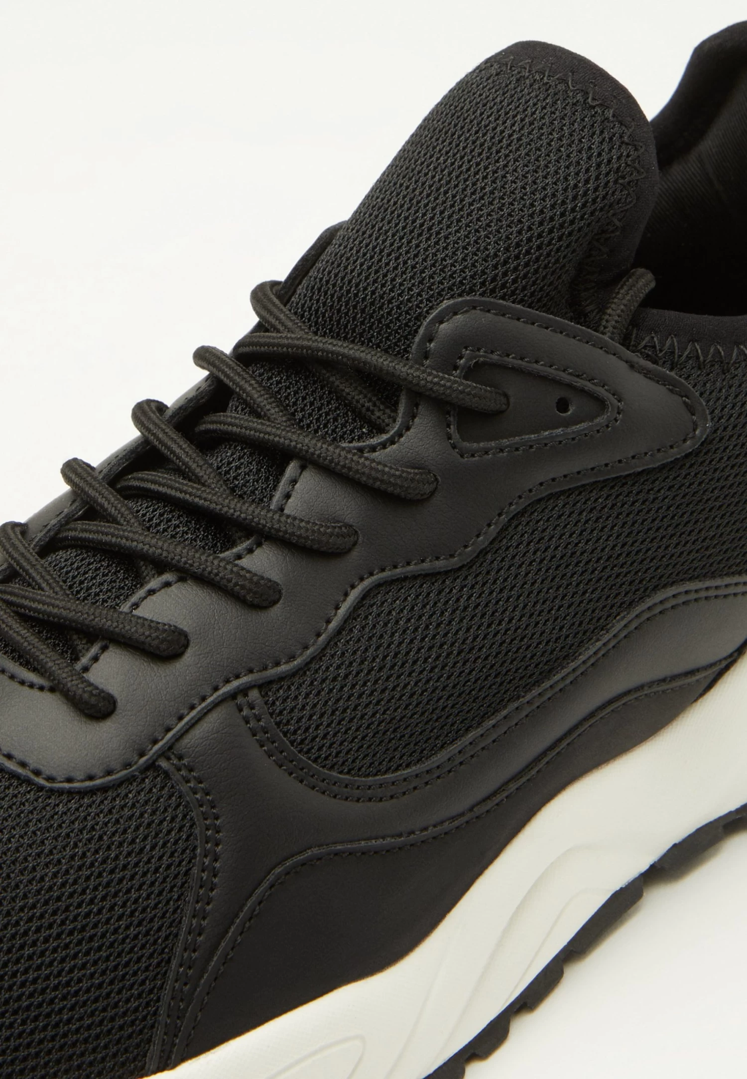 Pier One Unisex - Trainers - Black/White 8 Pier One Unisex - Trainers - Black/White - Image 6