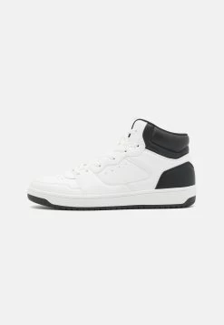 Pier One High-Top Trainers - White