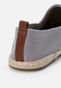 Pier One Rena Espadrille Unisex - Espadrilles -Shoe Style Sales 42d2421a7d9a4236aff6d97b980fd1f5