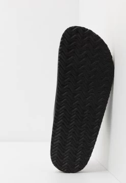 Pier One Unisex - Slippers - Black -Shoe Style Sales 4a735c24e60449a29969a0148d036b07