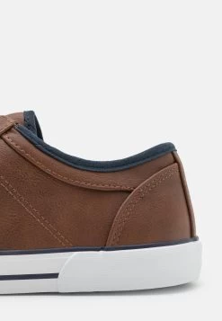 Pier One Unisex - Trainers -Shoe Style Sales 6cb9961057c1485da074209b854ade4a