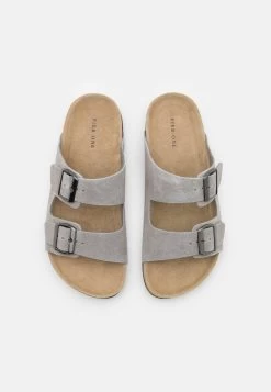 Pier One Leather Unisex - Slippers - Grey 11 Pier One Leather Unisex - Slippers - Grey -Shoe Style Sales 6e172422b00e484a8ac21c5f565af9d6