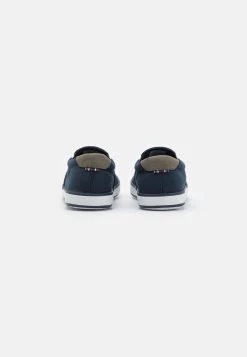 Pier One Unisex - Trainers - Dark Blue -Shoe Style Sales 6ef35402e6874213ab2a07f1503526e4