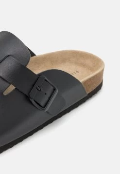 Pier One Leather Unisex - Mules -Shoe Style Sales 7b28889d1d2247a8abcae3a4a4c34674