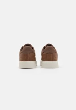 Pier One Unisex - Trainers - Cognac -Shoe Style Sales 8fc46a00bfc54014b9ab0c4b860fd9e9