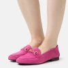 Pier One Leather - Slip-Ons - Pink 2 Pier One Leather - Slip-Ons - Pink -Shoe Style Sales c11131e8451e43b6a4a3ae7329da1c05
