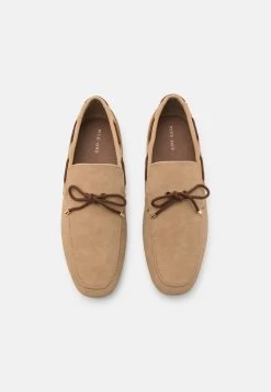 Pier One Unisex - Slip-Ons - Beige 11 Pier One Unisex - Slip-Ons - Beige -Shoe Style Sales eb27b6ac86924c07a465315f60916e54