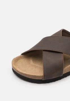 Pier One Unisex - Slippers - Brown -Shoe Style Sales f9d3207b7541498e82deb0a381456400