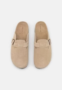 Pier One Leather Unisex - Slippers - Beige -Shoe Style Sales fb9c0aed91d14aa2a90f9e1af6a1df5d