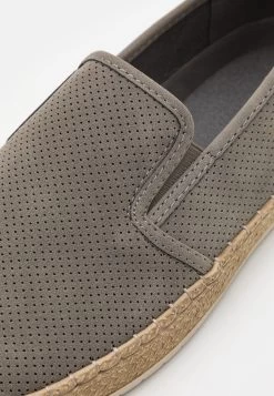 Pier One Slip-Ons - Grey -Shoe Style Sales fe1b65cd36db4ca287f288fd26ff9c67